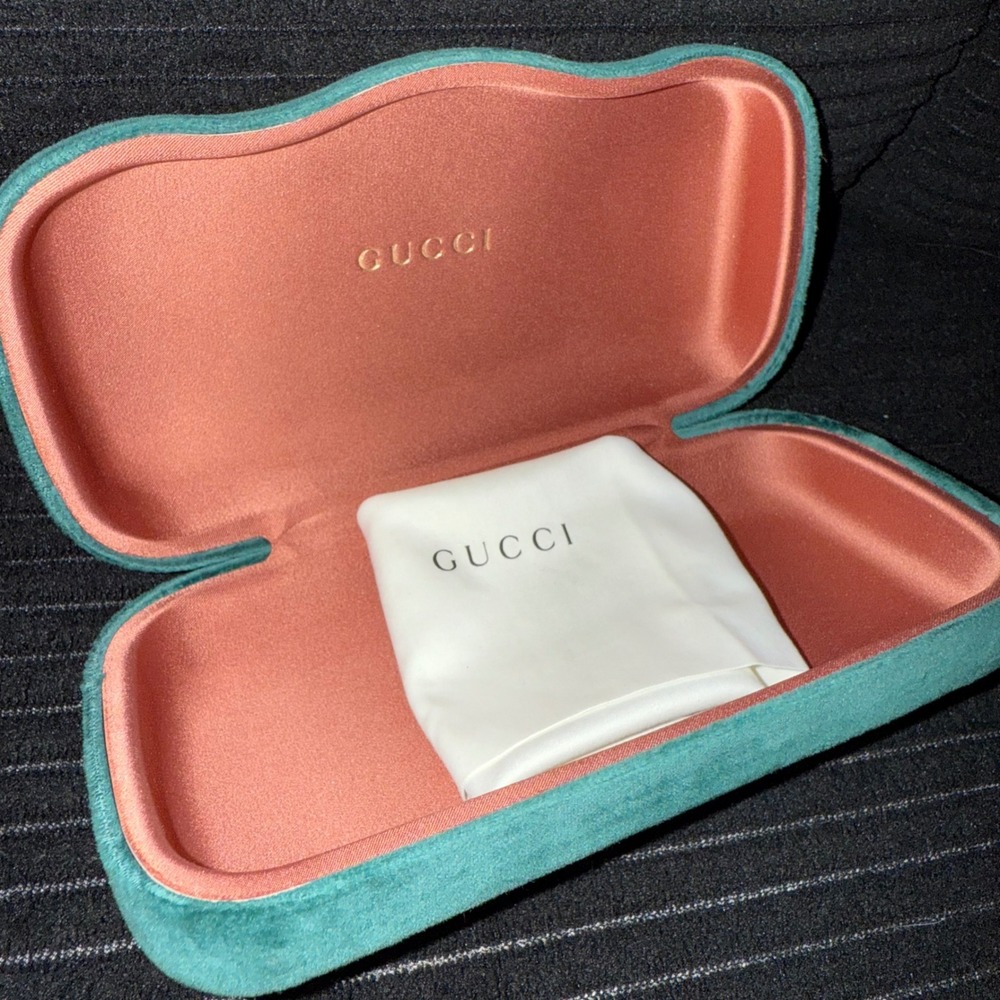 Gucci Large Sunglasses Case Teal Velvet + Cleaning Cloth